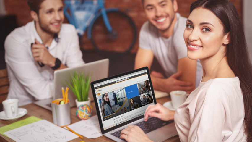 Woman looking into camera with Storyals Lite on screen no logo